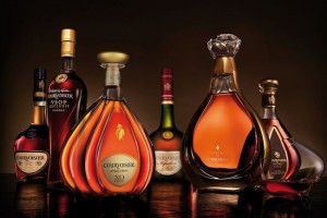 RƯỢU MẠNH LÀ GÌ? TRÊN THẾ GIỚI CÓ CÁC LOẠI RƯỢU MẠNH NÀO?