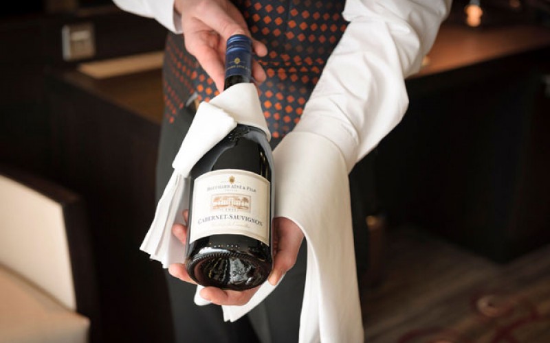 TOP 3 LOẠI RƯỢU VANG NGON NỨC TIẾNG NHẤT THẾ GIỚI MÀ BẠN CẦN QUAN TÂM